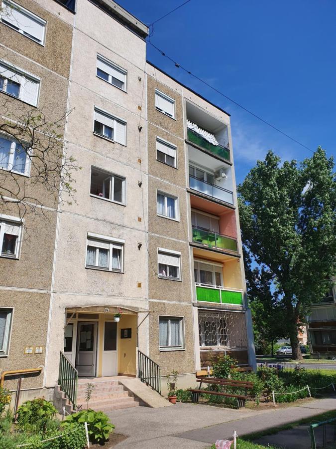 Apartamento Mátrix apartman Bekescsaba Exterior foto